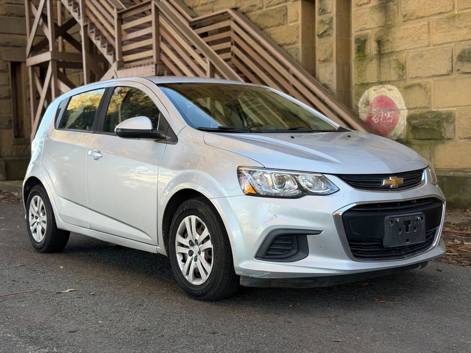 Used 2020 Chevrolet Sonic LT FWD image 2