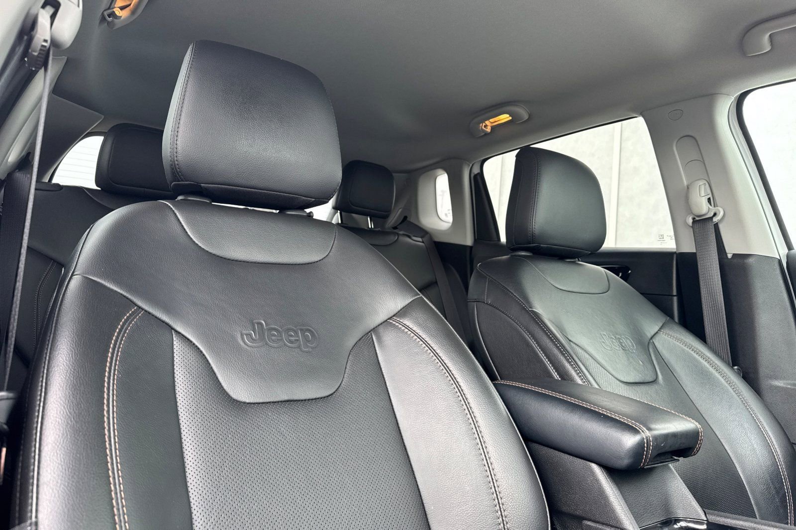 Used 2022 Jeep Compass Limited w/ Elite Group image 20