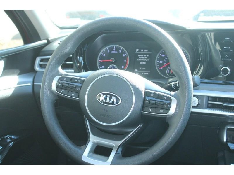 Used 2021 Kia K5 LXS image 12