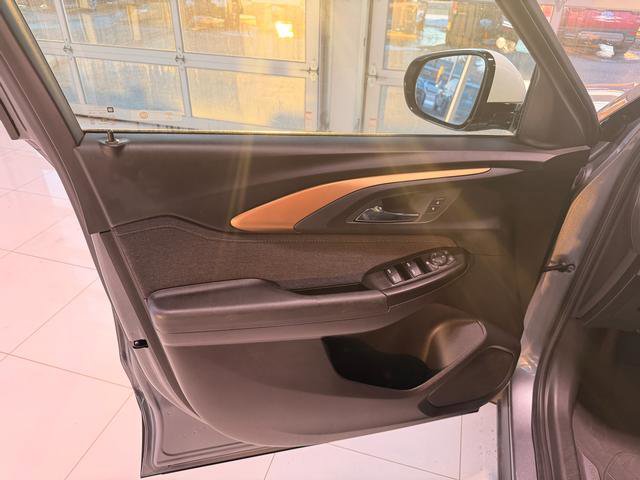 Used 2022 Chevrolet TrailBlazer ACTIV image 12