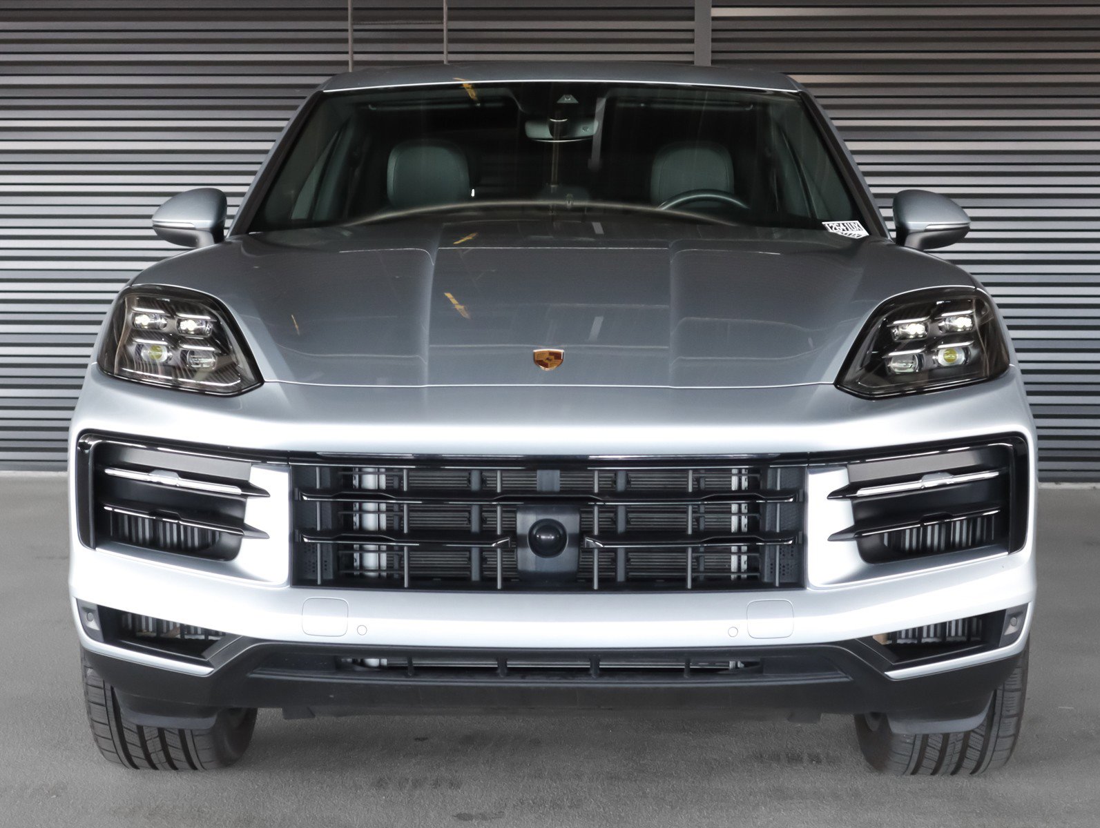 Certified 2024 Porsche Cayenne AWD/4WD image 8