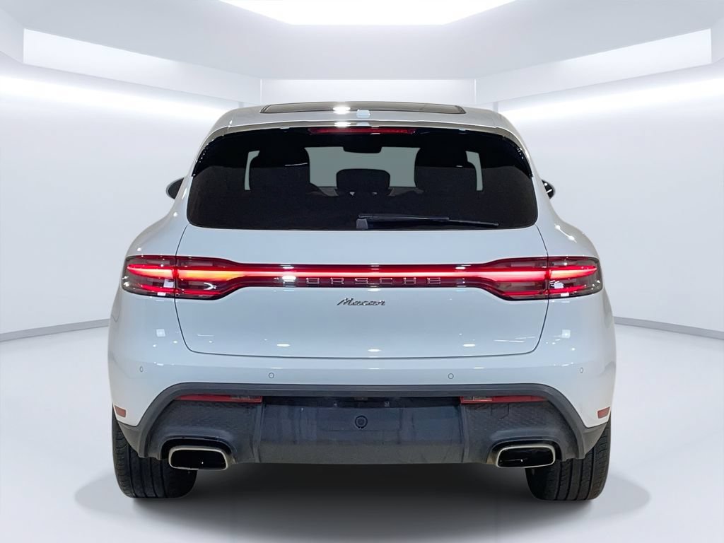 Certified 2024 Porsche Macan AWD/4WD image 6