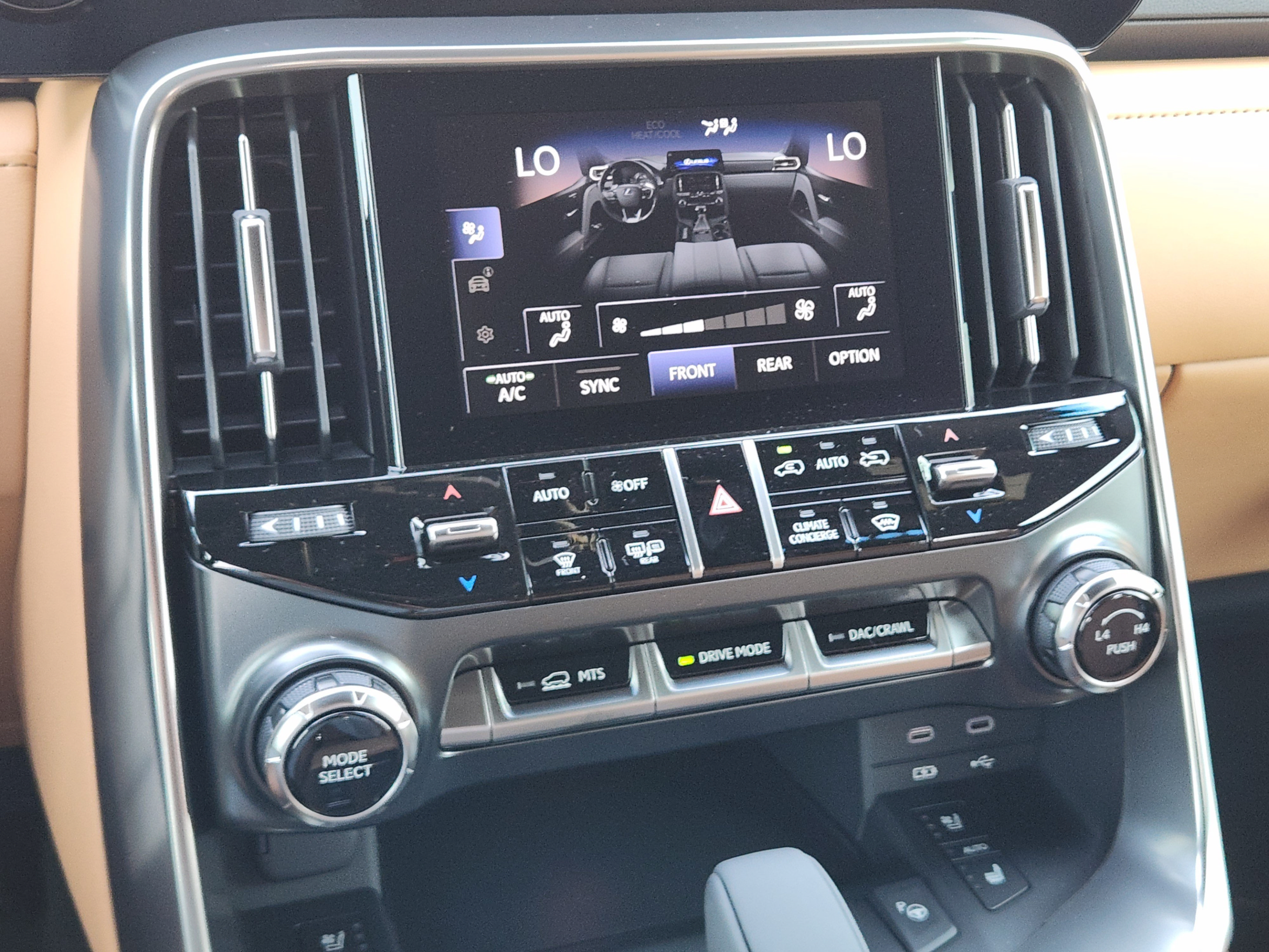 New 2026 Lexus LX 700h Luxury AWD/4WD image 9