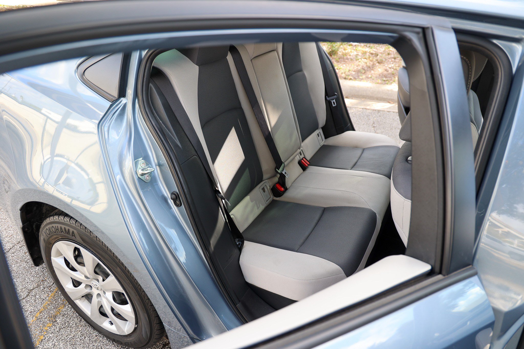 Certified 2025 Toyota Corolla LE FWD image 40
