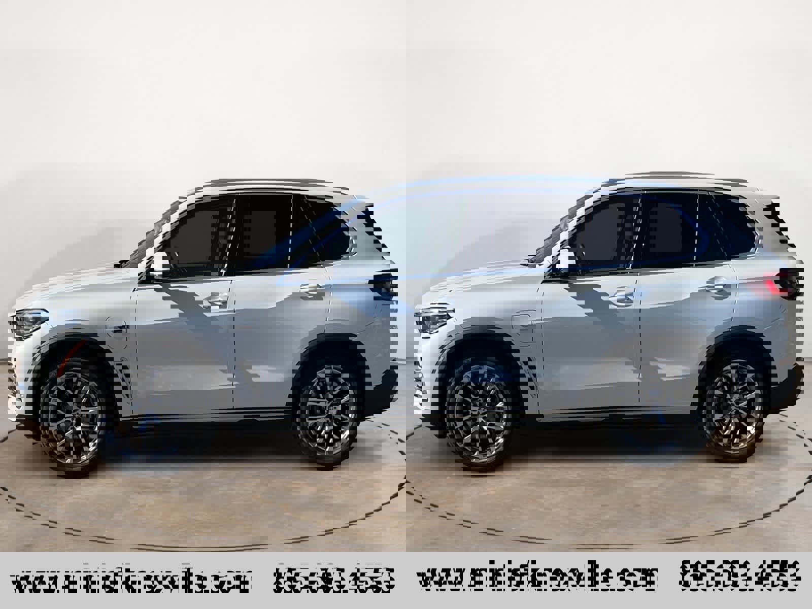 Used 2022 BMW X5 xDrive45e w/ Luxury Seating Package image 6