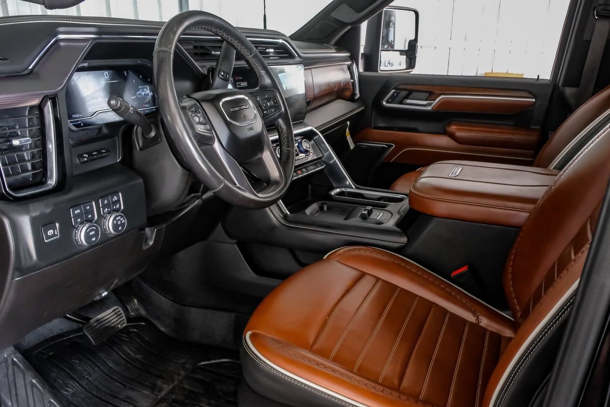Used 2024 GMC Sierra 2500 Denali Ultimate w/ Max Trailering Package AWD/4WD image 14