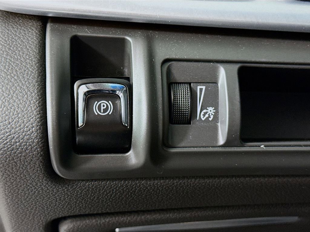 Used 2017 Cadillac XTS Luxury image 10