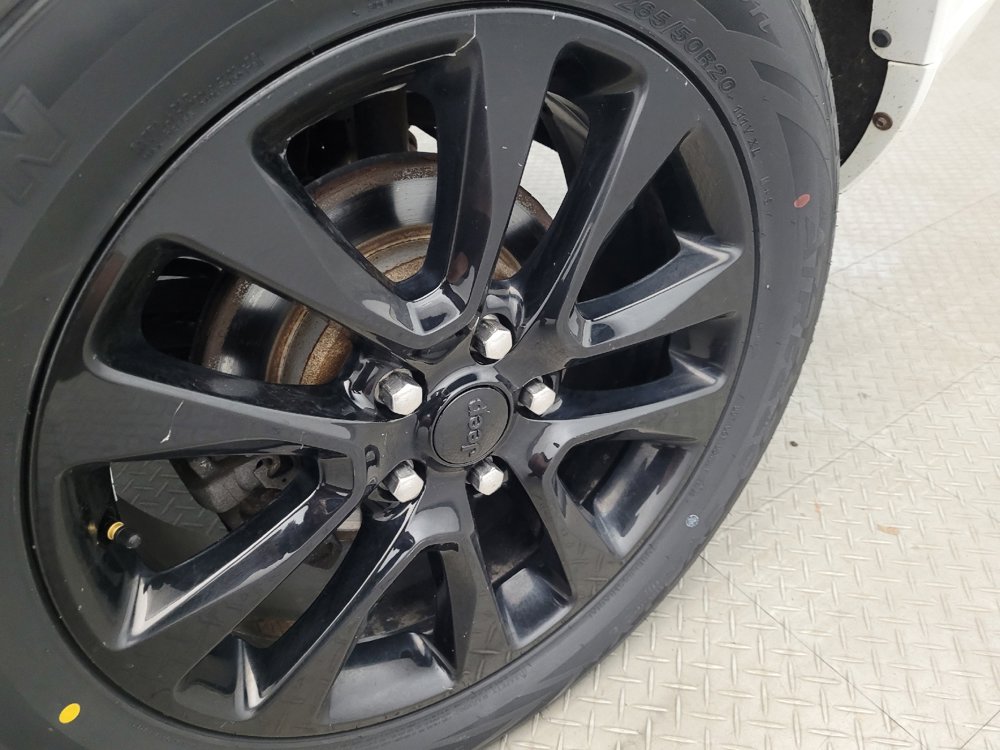 Used 2020 Jeep Grand Cherokee Altitude image 31