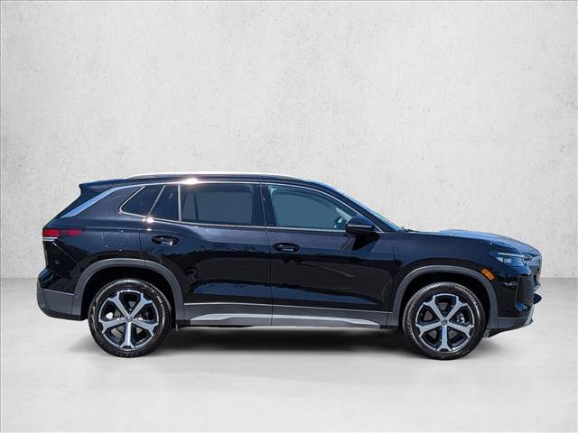 Used 2025 Volkswagen Tiguan SE AWD/4WD image 4