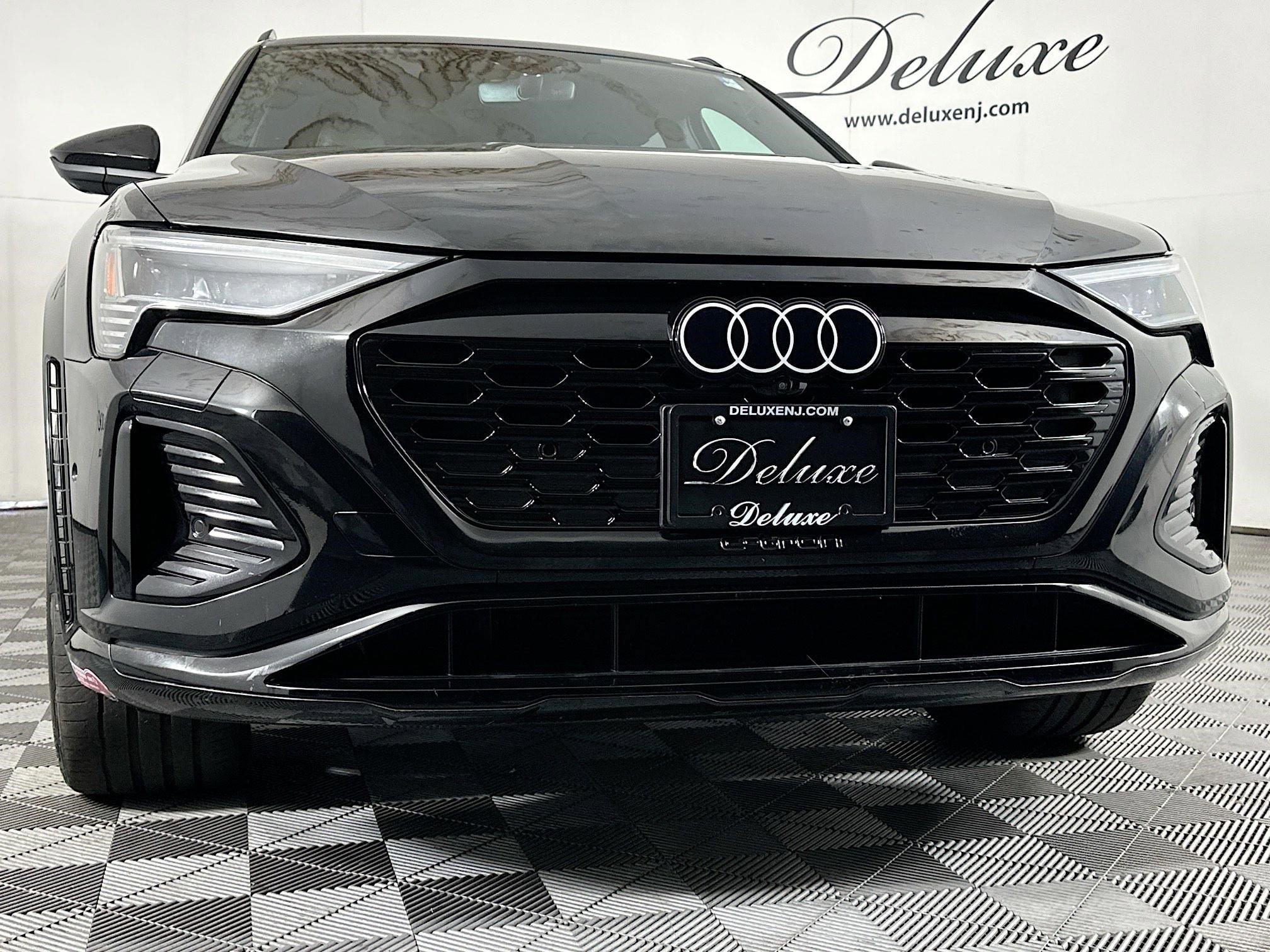 Used 2024 Audi Q8 e-tron Prestige w/ Prestige Package AWD/4WD image 32