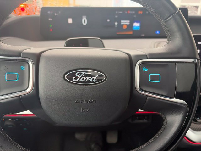 Used 2025 Ford Expedition Platinum w/ Stealth Performance Package AWD/4WD image 18