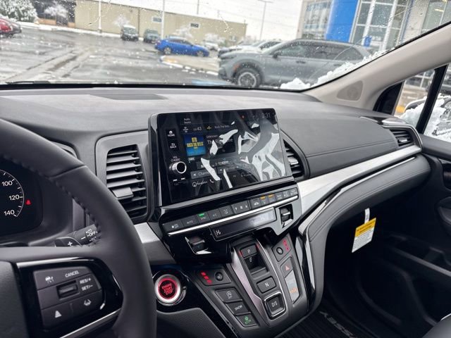 New 2026 Honda Odyssey Touring image 17