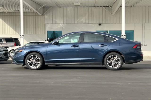 Used 2023 Honda Accord EX image 7