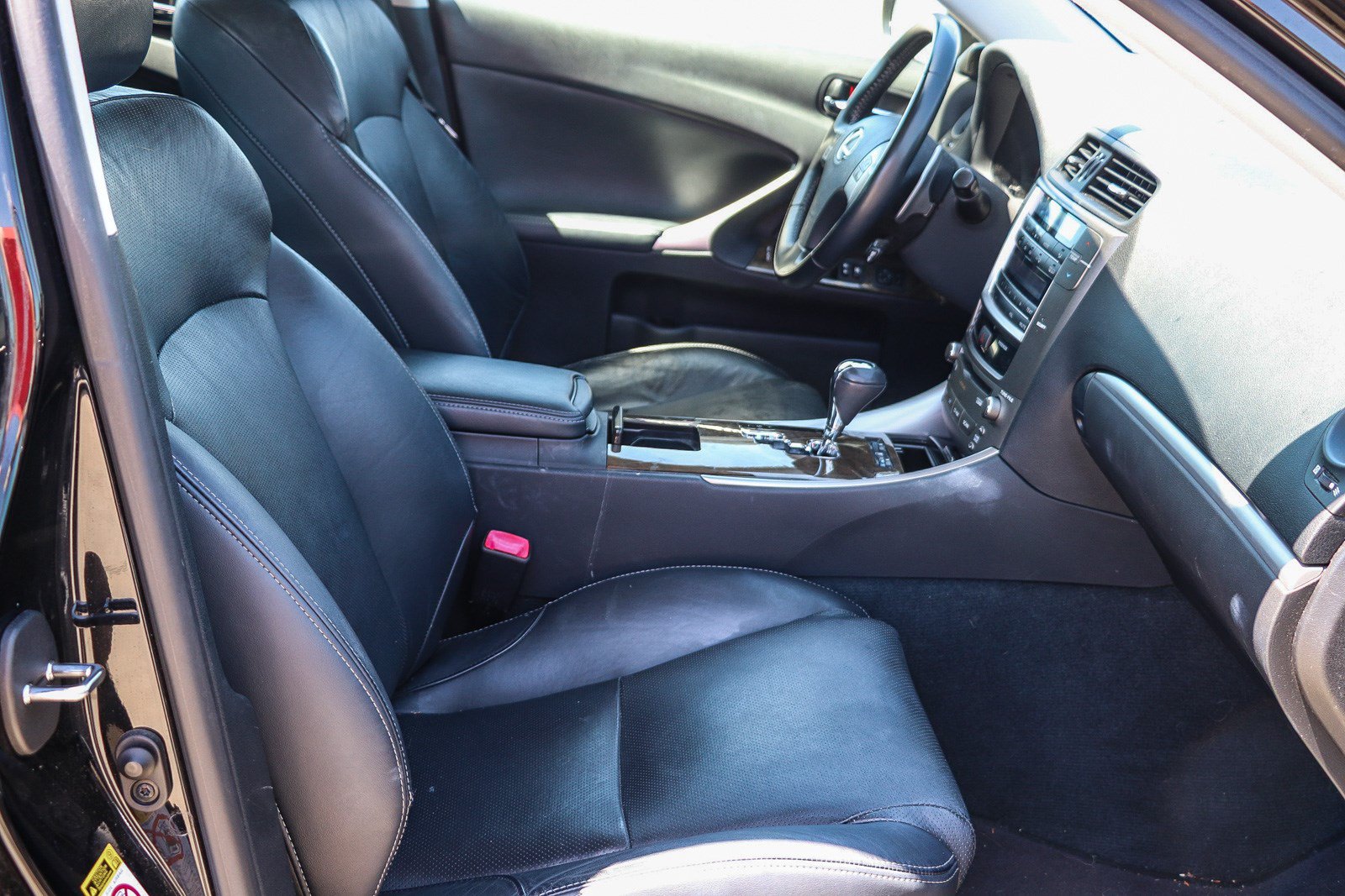 Used 2012 Lexus IS 250 w/ Premium Pkg Value Edition RWD image 17