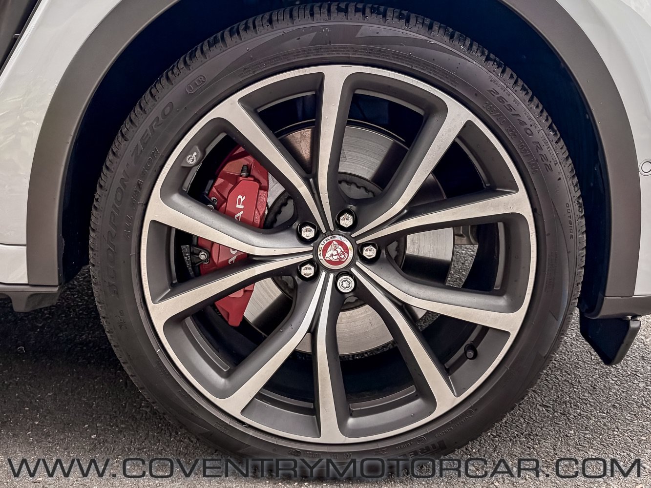 Used 2021 Jaguar F-PACE SVR AWD/4WD image 8