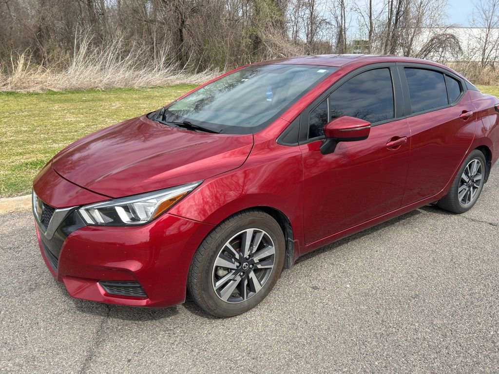 Used 2021 Nissan Versa SV image 12