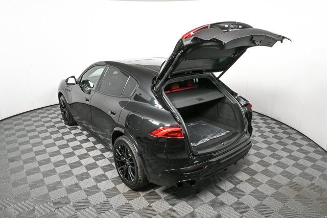 New 2025 Maserati Grecale Modena image 33