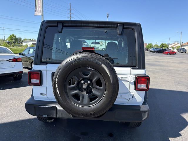 Used 2020 Jeep Wrangler Sport AWD/4WD image 4