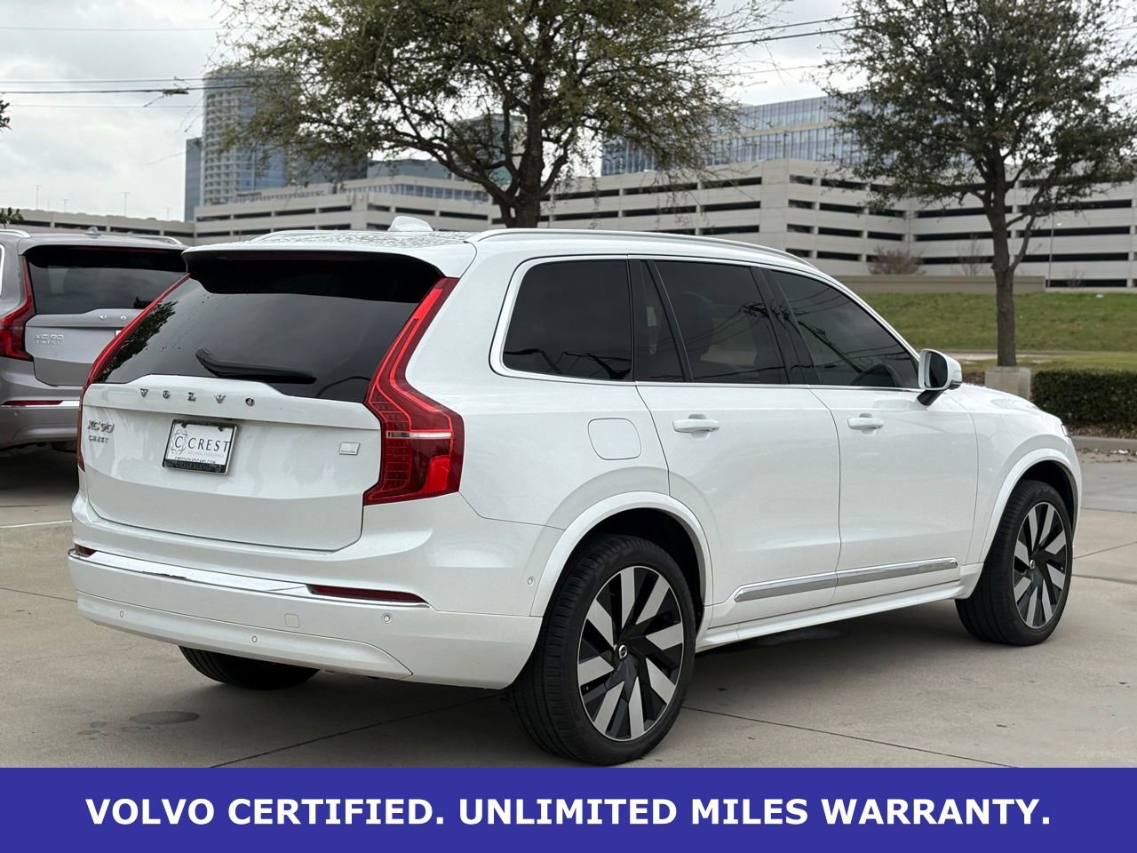 Certified 2024 Volvo XC90 T8 Plus w/ Protection Package Premier image 6