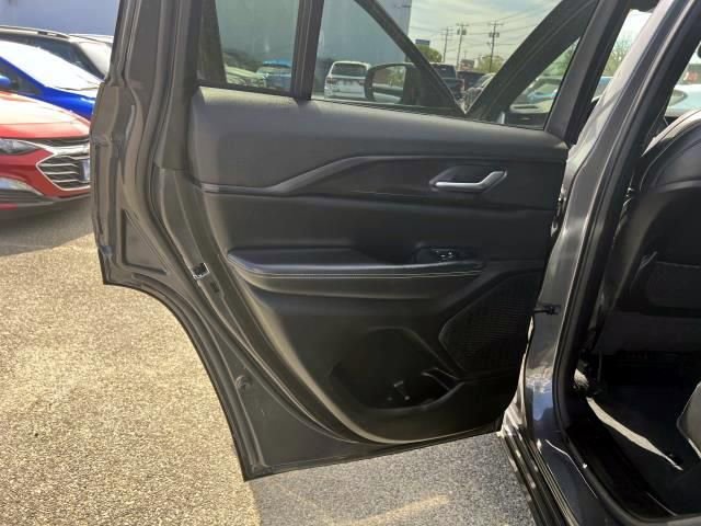 Used 2023 Jeep Grand Cherokee Altitude image 14