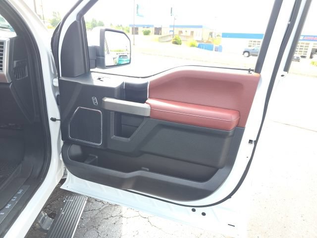 Used 2019 Ford F150 Platinum w/ Technology Package AWD/4WD image 29