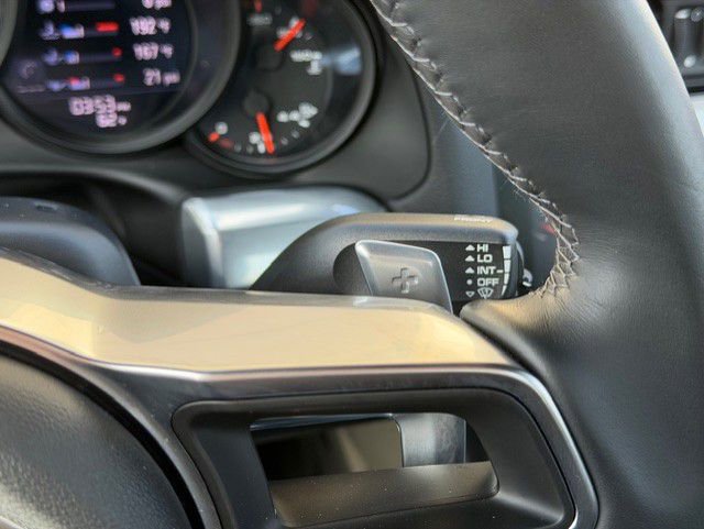 Used 2018 Porsche 911 Carrera image 23