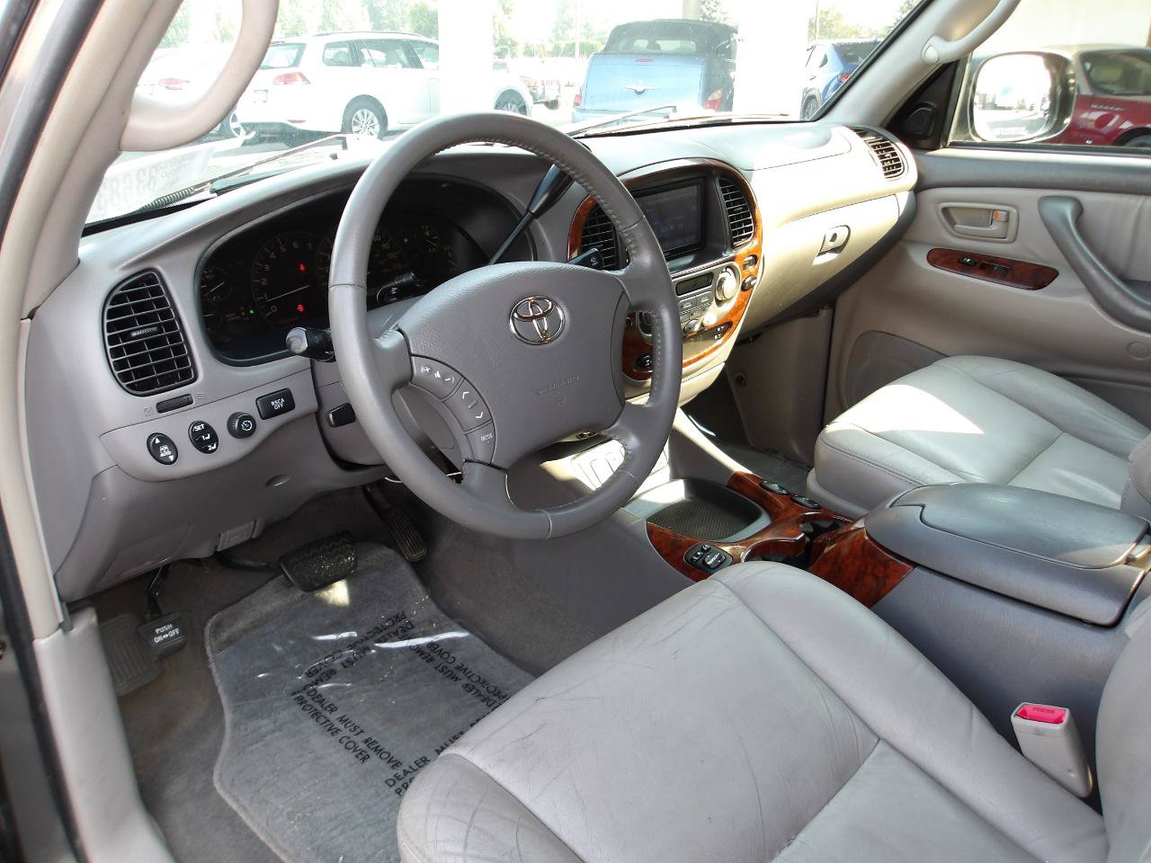 Used 2006 Toyota Sequoia Limited AWD/4WD image 9