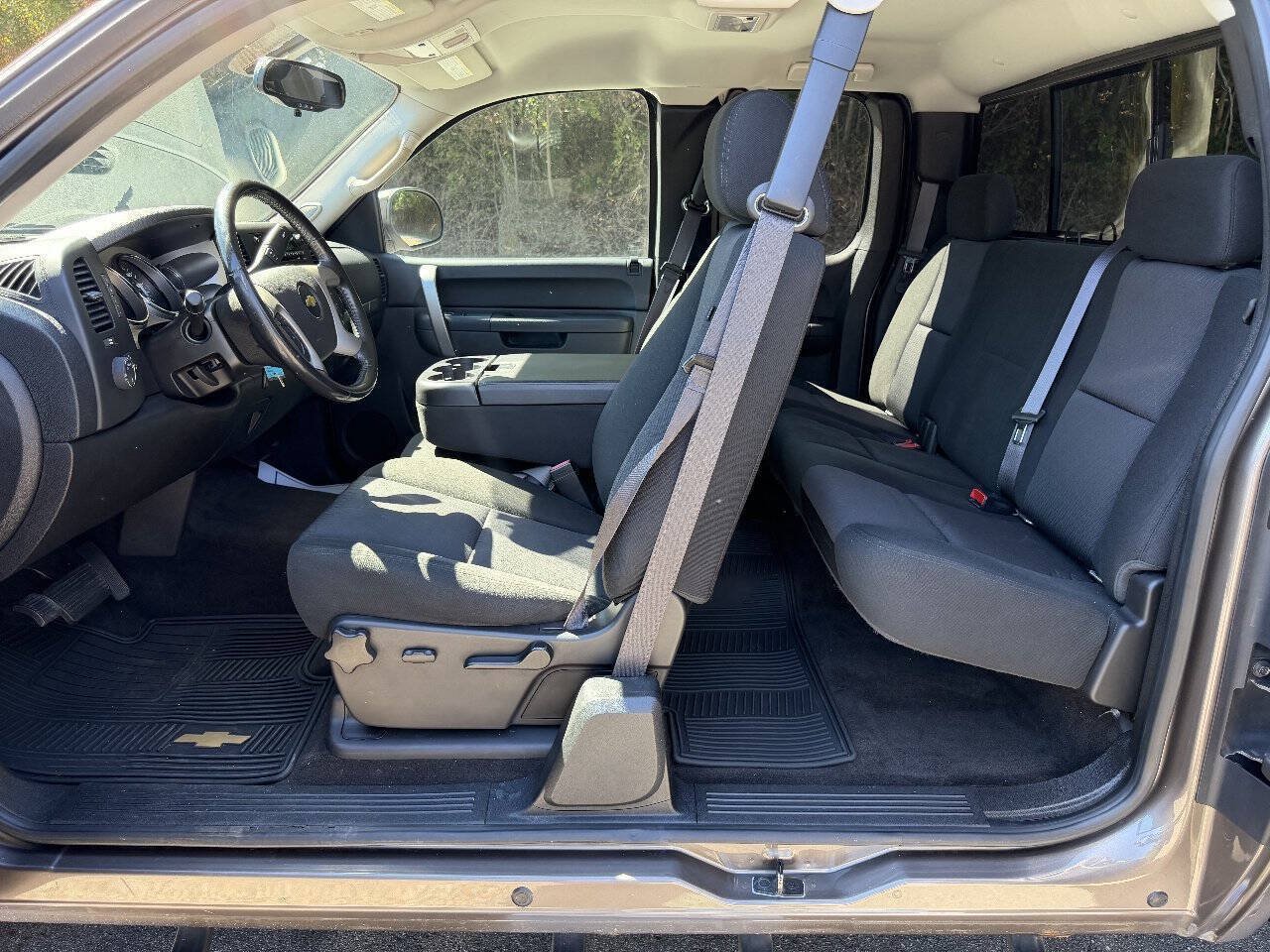 Used 2013 Chevrolet Silverado 1500 LT w/ All-Star Edition AWD/4WD image 5