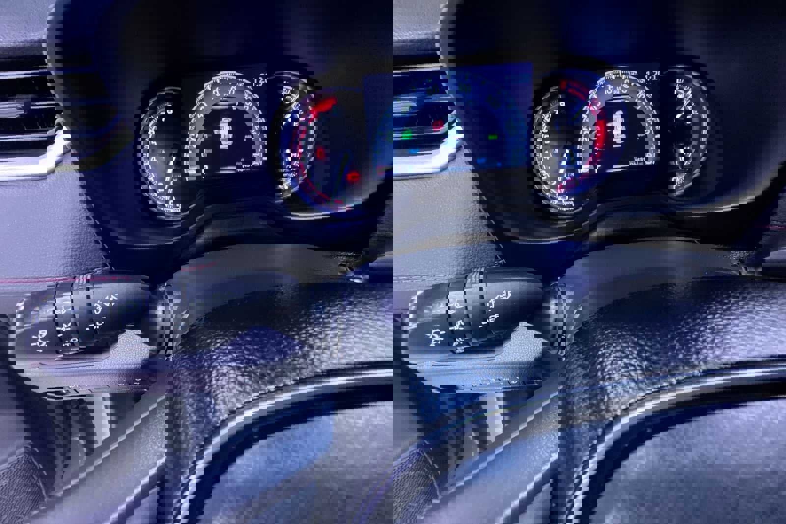 Used 2020 Toyota RAV4 TRD Off-Road image 18