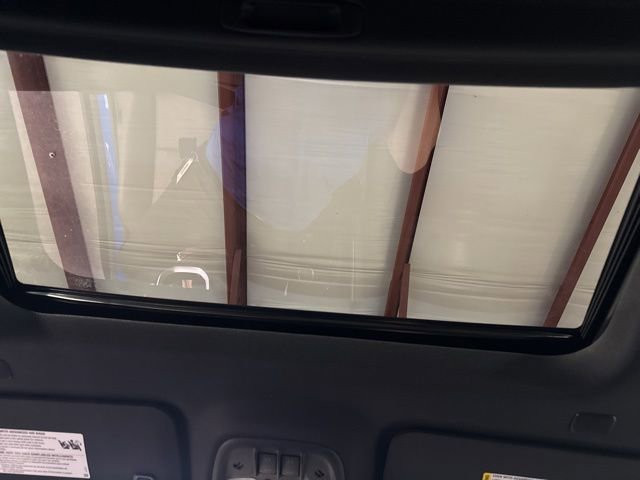 Used 2024 Chevrolet Colorado ZR2 w/ ZR2 Convenience Package III image 28