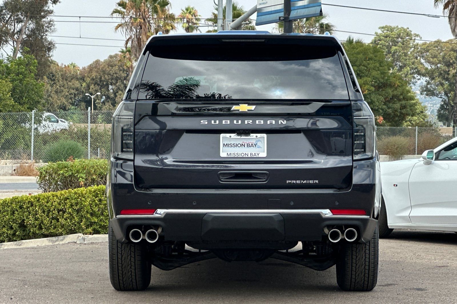 New 2025 Chevrolet Suburban Premier image 5