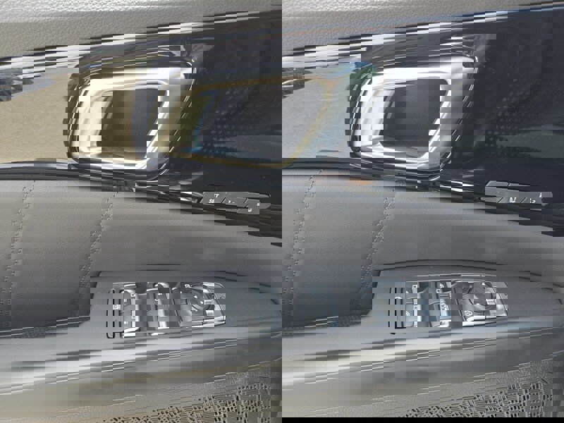 New 2025 Kia Carnival SX Prestige image 12