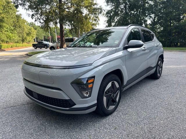 Used 2025 Hyundai Kona SEL FWD image 1