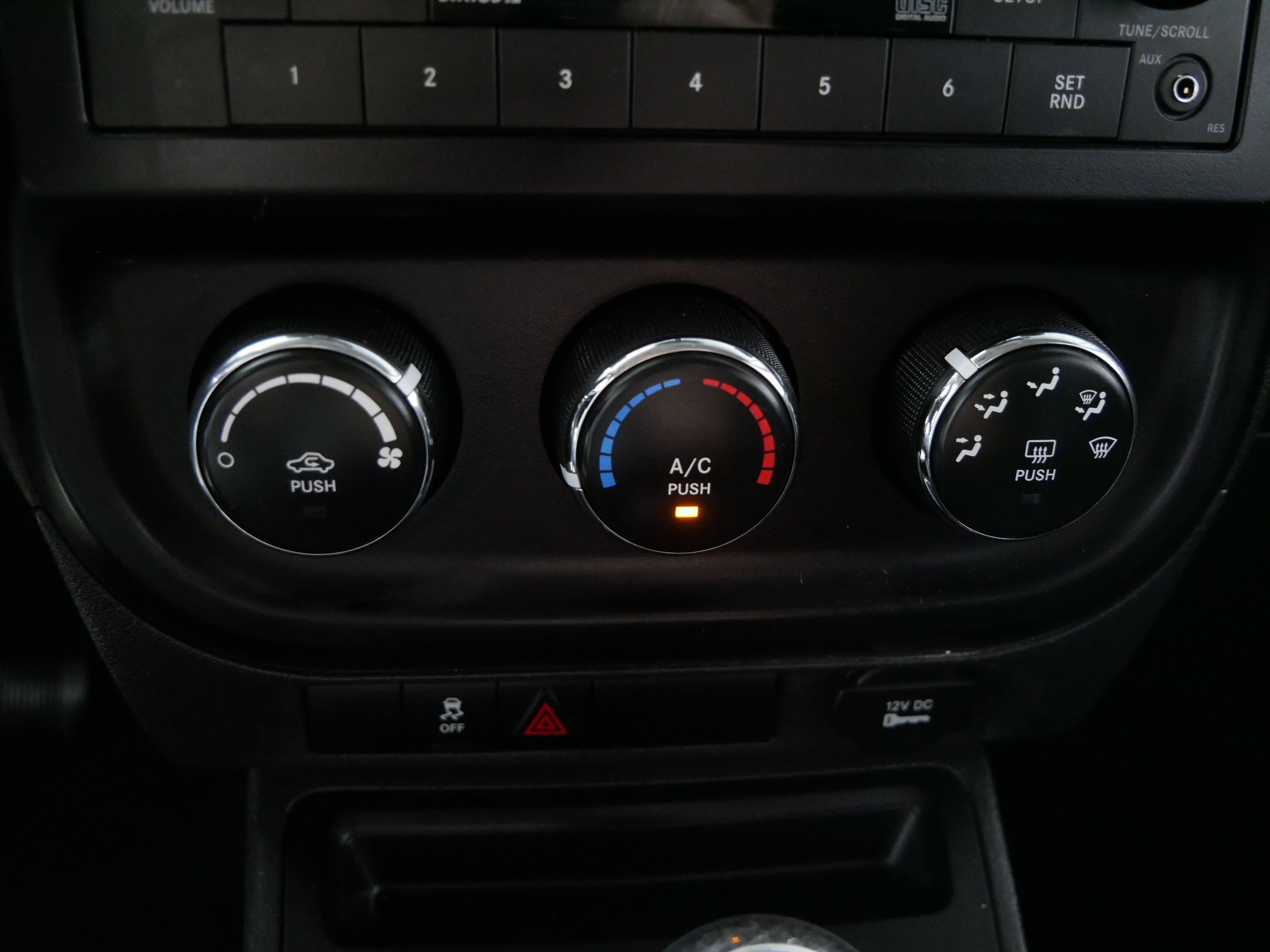 Used 2017 Jeep Compass Sport w/ Power Value Group AWD/4WD image 23