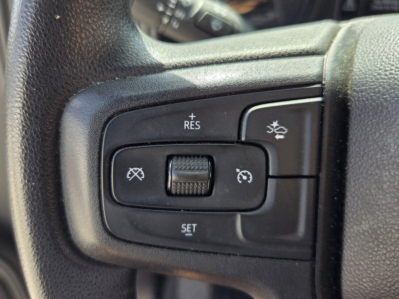 Used 2022 Chevrolet Silverado 1500 Custom RWD image 21