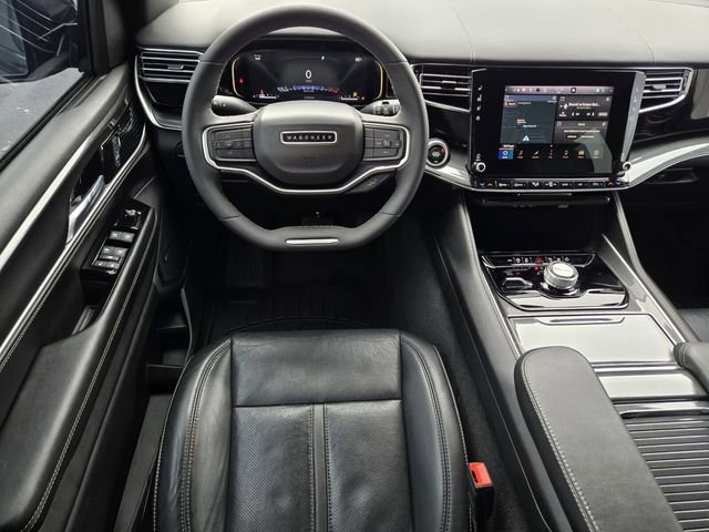 Used 2023 Jeep Wagoneer 4WD image 17