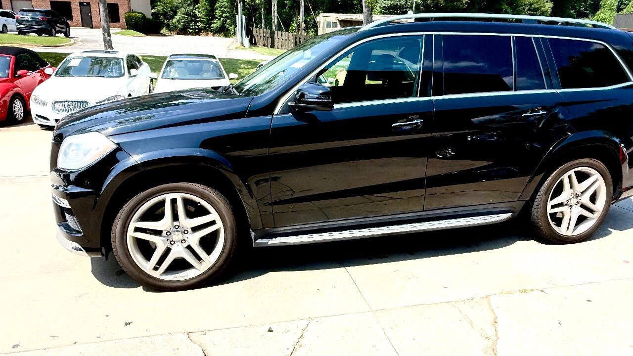 Used 2014 Mercedes-Benz GL 550 4MATIC image 5