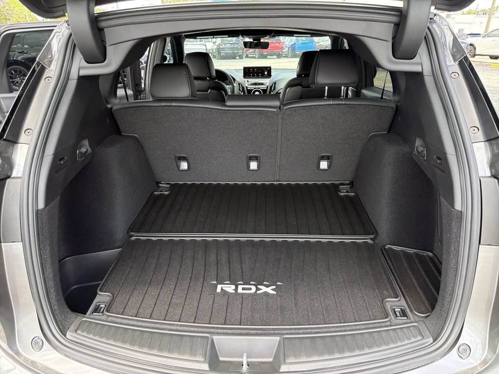 New 2026 Acura RDX SH-AWD image 11