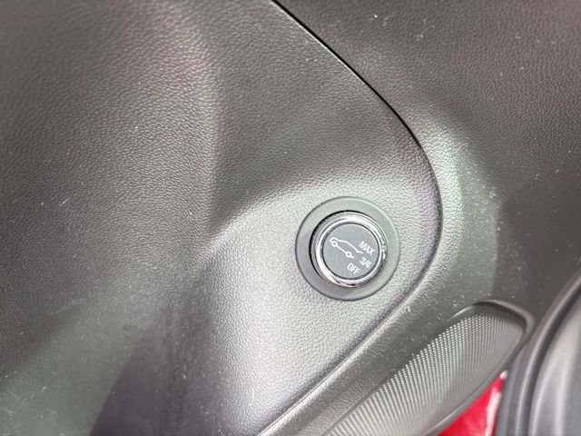 Used 2023 Buick Encore GX Essence w/ Experience Buick Package image 19