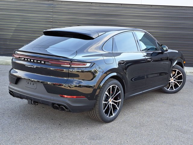 New 2026 Porsche Cayenne S image 7