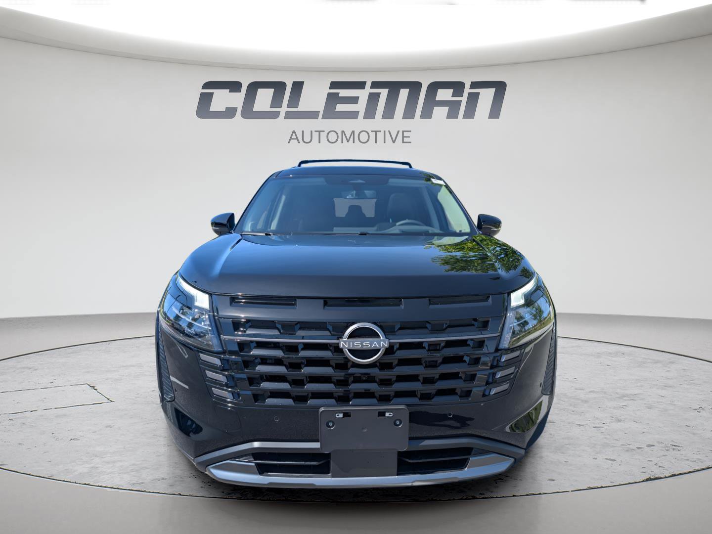 New 2026 Nissan Pathfinder Platinum AWD/4WD image 2