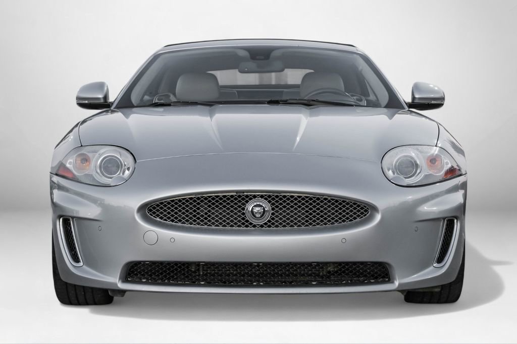 Used 2010 Jaguar XK Convertible image 4