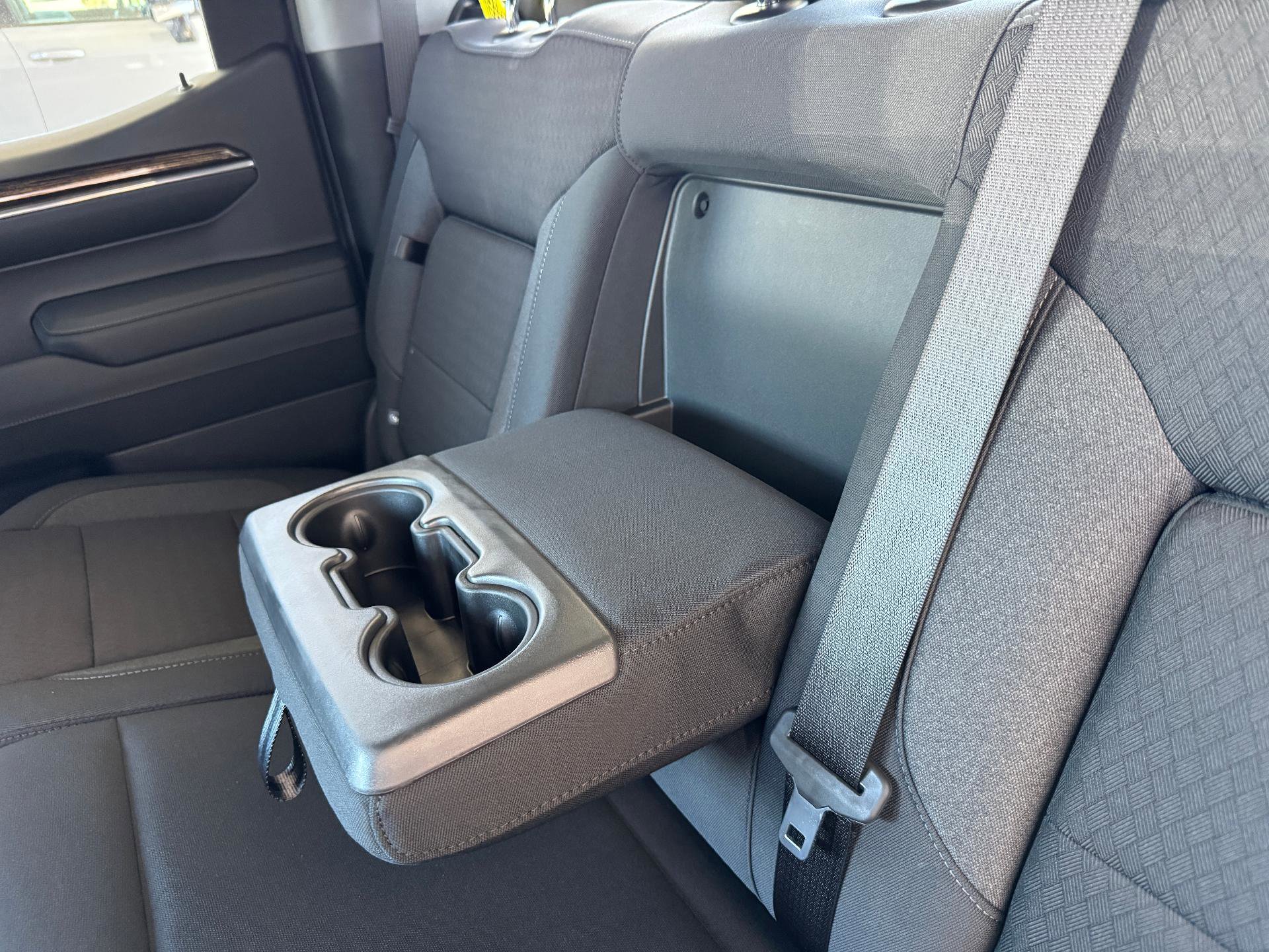 New 2024 GMC Sierra 1500 Elevation image 10