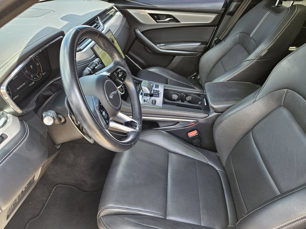 Used 2025 Jaguar F-PACE R-Dynamic S AWD/4WD image 13