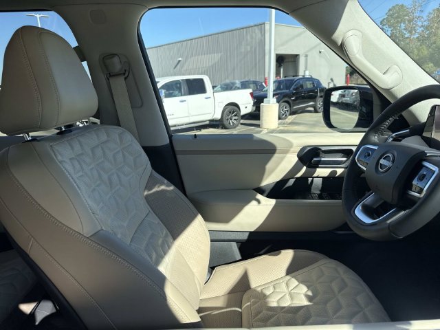 New 2027 Nissan Armada Platinum AWD/4WD image 13