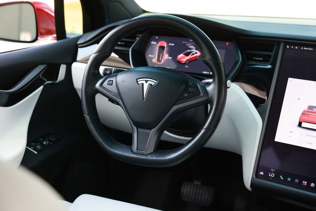 Used 2018 Tesla Model X 100D AWD/4WD image 34
