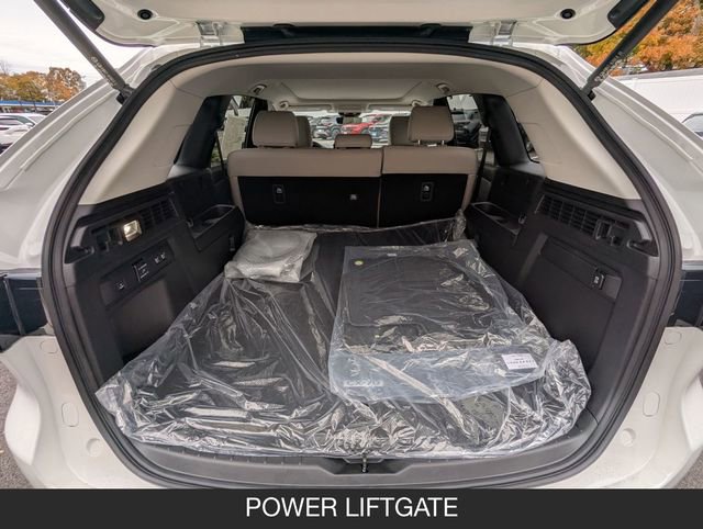 Certified 2025 MAZDA CX-70 Plug-In Hybrid w/ Premium Pkg AWD/4WD image 21