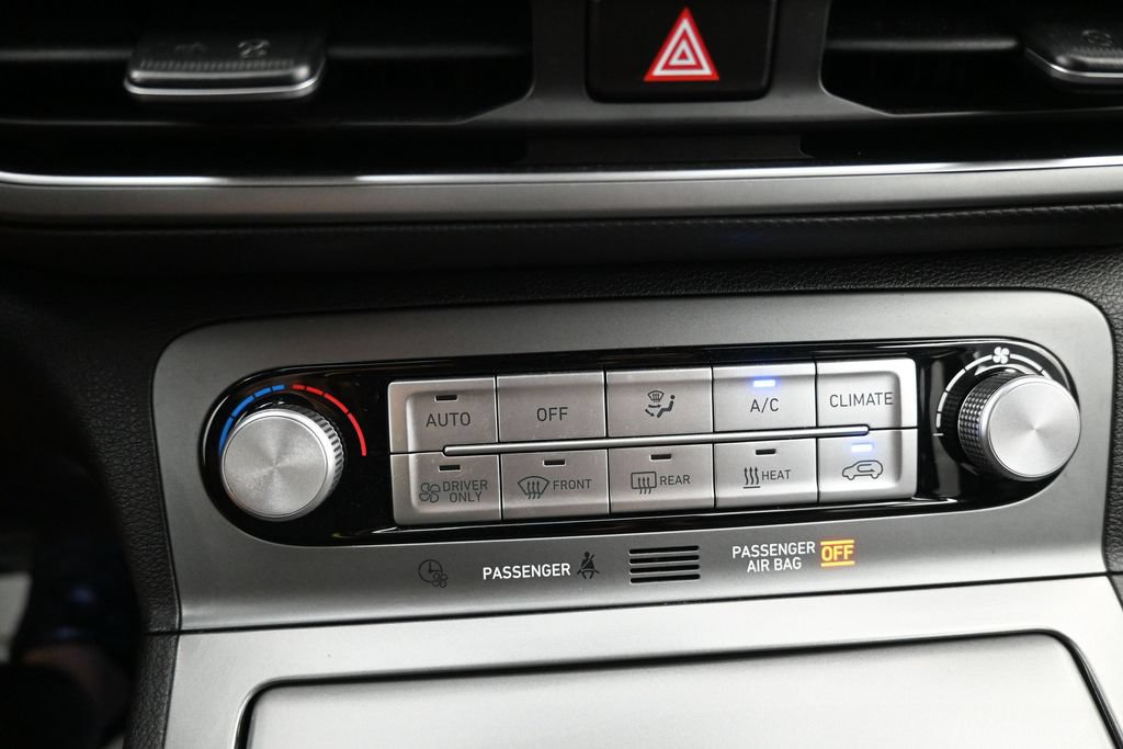 Used 2023 Hyundai Kona Limited FWD image 15