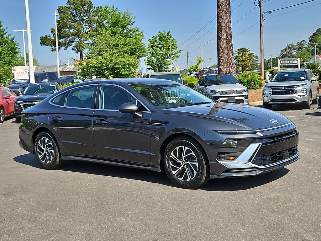 Used 2026 Hyundai Sonata Blue FWD video 1