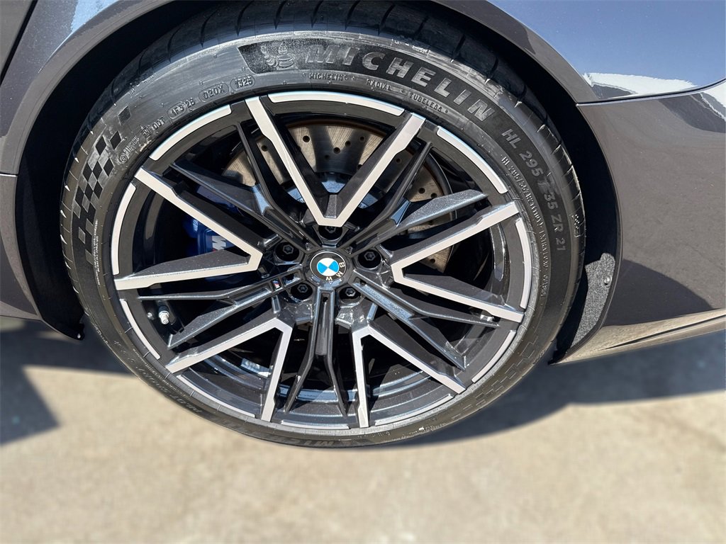 New 2026 BMW M5 w/ Executive Package image 14